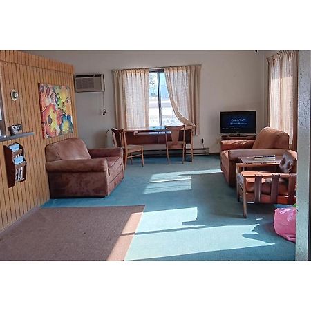 Scotwood Motel By Oyo Washburn Nd Esterno foto