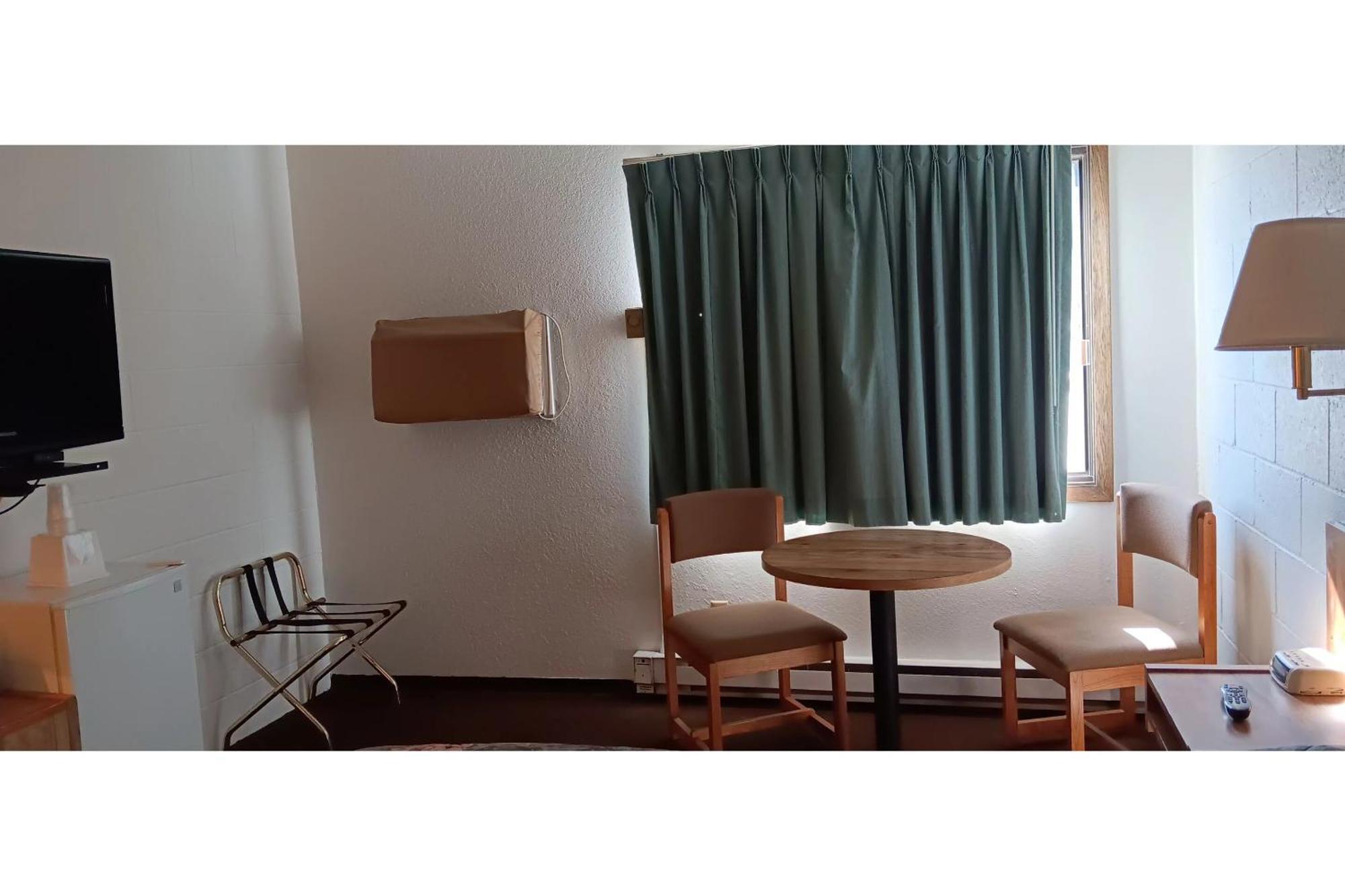 Scotwood Motel By Oyo Washburn Nd Esterno foto