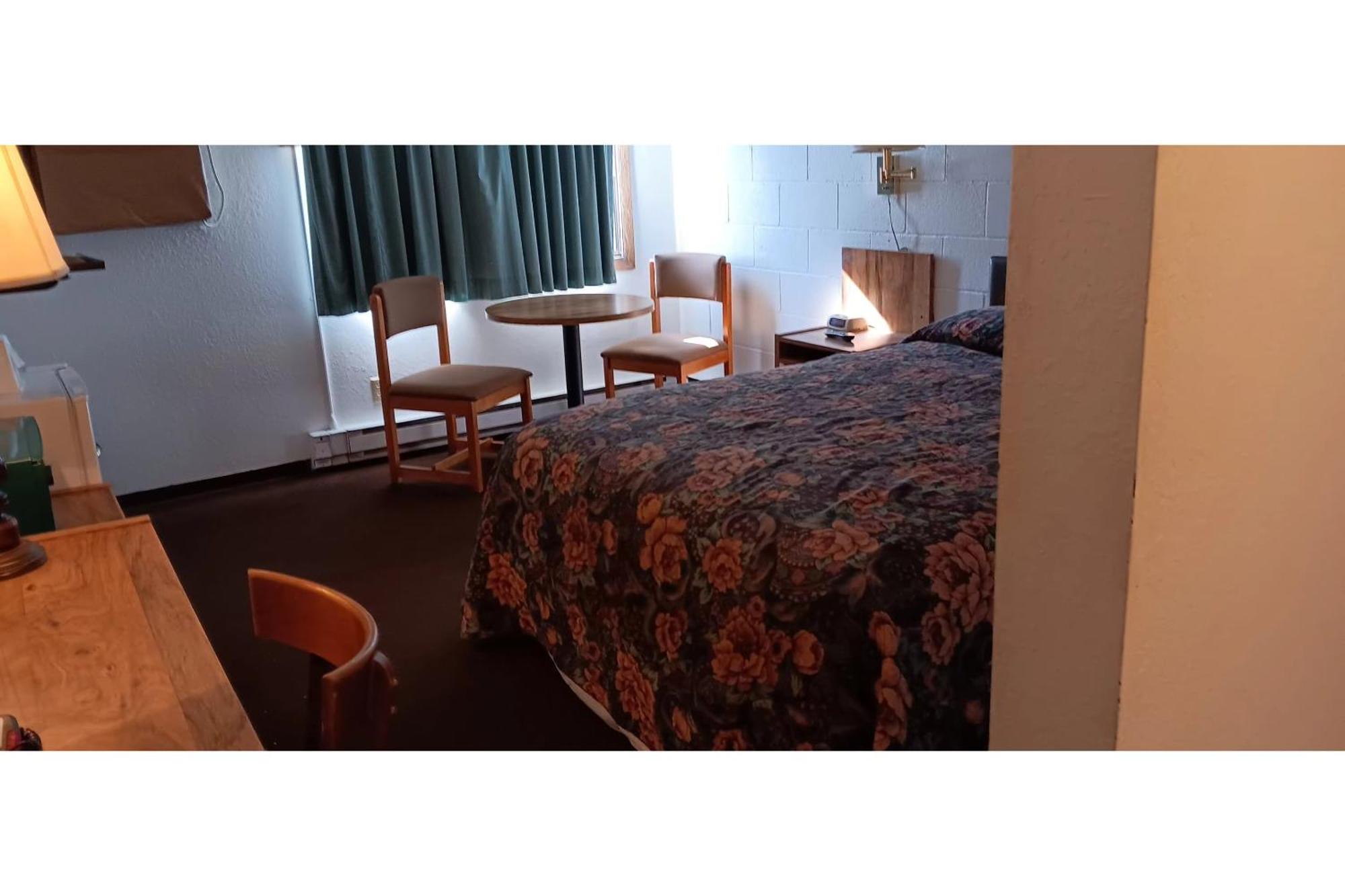 Scotwood Motel By Oyo Washburn Nd Esterno foto